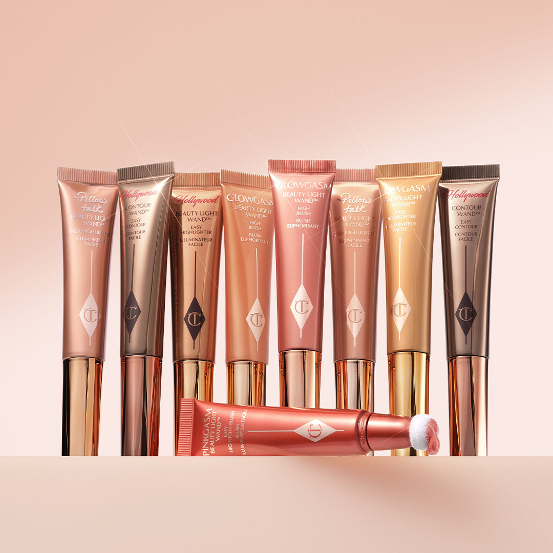 Charlotte Tilbury Light Wand Glowgasm in deals Peachgasm New