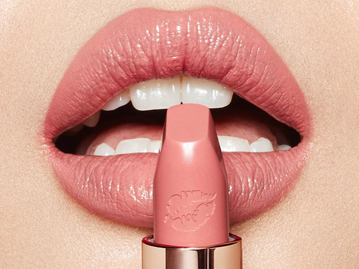 Hot Lips 2 Dancefloor Princess Lipstick lip close up