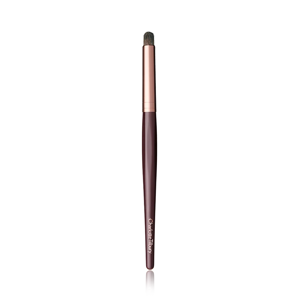 Eye-Smudger-Brush-Front-Packshot-Reflection